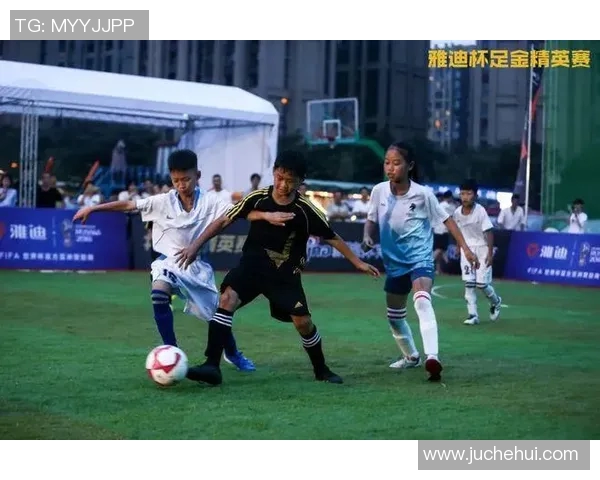 2018足球明星表演赛精彩回顾与经典瞬间分享